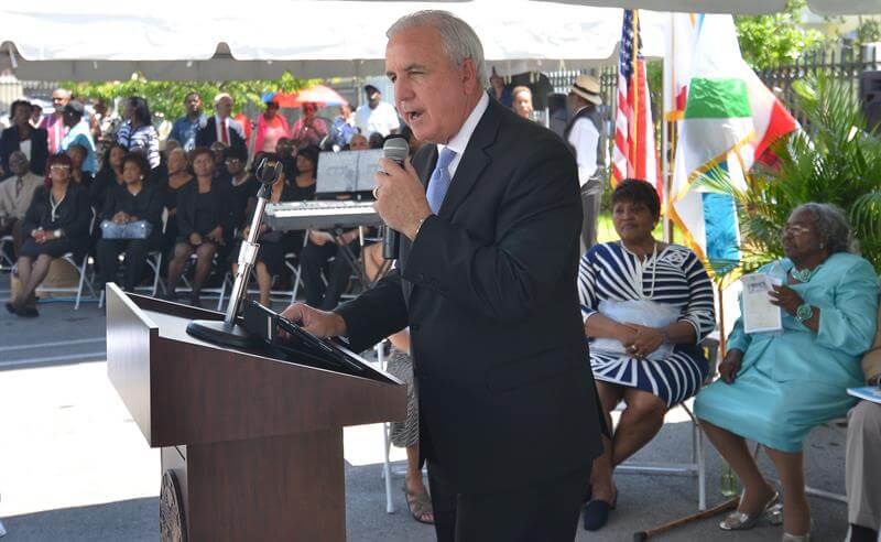 Alcalde-del-condado-Miami-Dade-Carlos-Giménez.-EFEArchivo