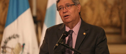 Guatemala acogerá Cumbre Iberoamericana pensando en ser una vía al desarrollo