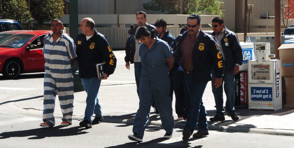 detenciones arrestos deportaciones inmigrantes