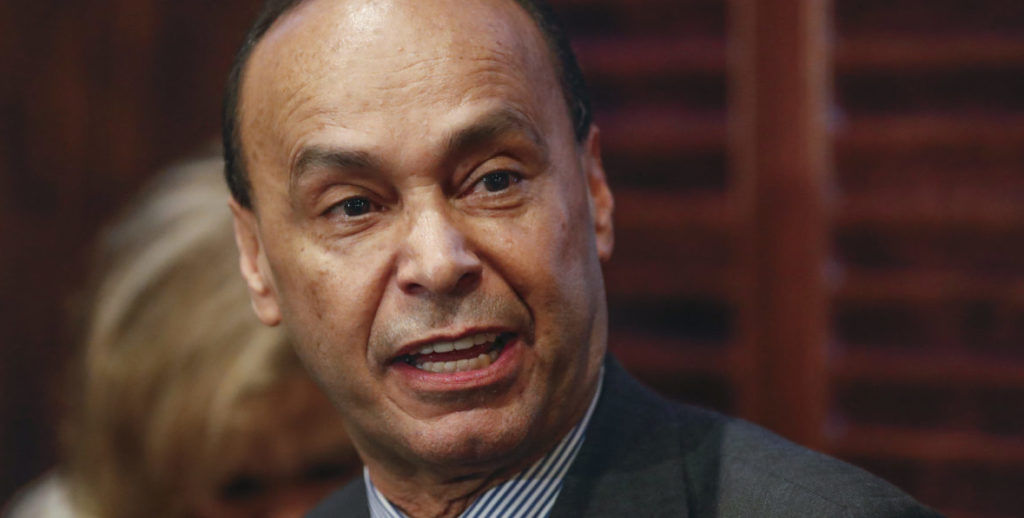 Luis Gutierrez