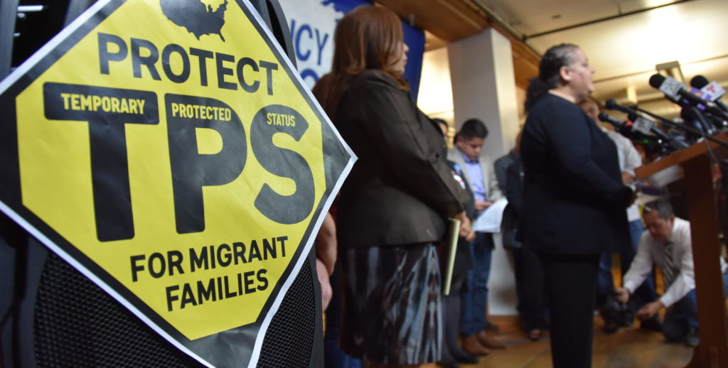 Centroamericanos con TPS darán la batalla para permanecer legales en EE.UU.