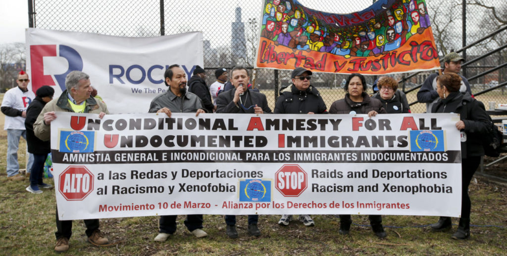 INMIGRANTES HISPANOS CONMEMORARON EN CHICAGO MARCHA DEL 10 DE MARZO DEL 2006