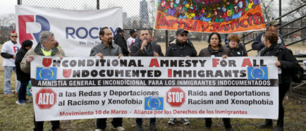 INMIGRANTES HISPANOS CONMEMORARON EN CHICAGO MARCHA DEL 10 DE MARZO DEL 2006