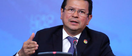 canciller El Salvador Hugo Maryinez