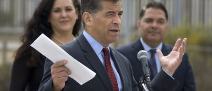 Xavier Becerra fiscal California