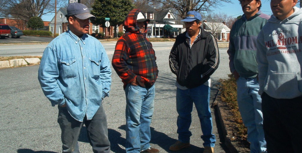 inmigrantes trabajadores JORNALEROS