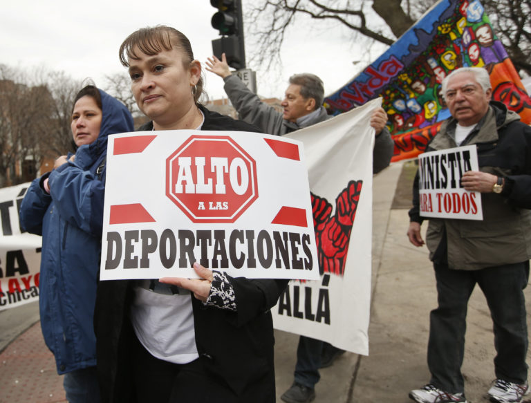 INMIGRANTES HISPANOS CONMEMORARON EN CHICAGO MARCHA DEL 10 DE MARZO DEL 2006