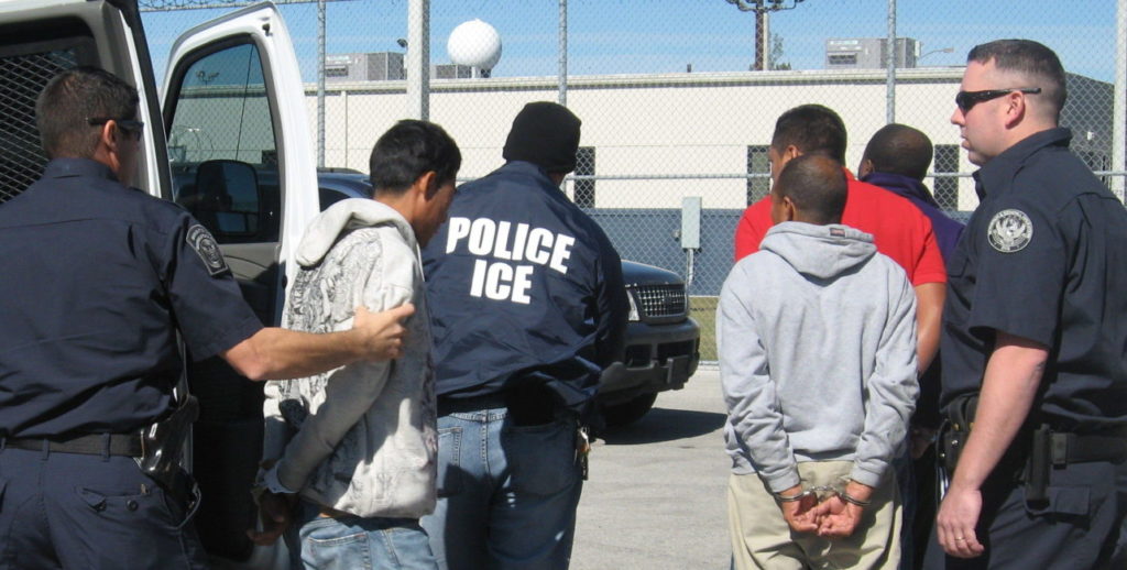 ICE detenciones arrestos inmigrantes