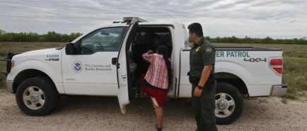 patrulla fronteriza CBP inmigrantes arrestos detenciones