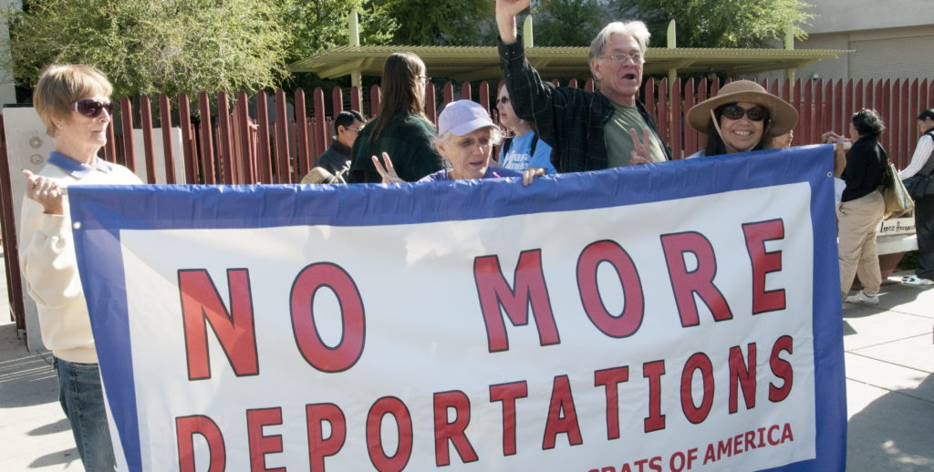 INICIAN CAMINATA DE TRES DÍAS EXIGIENDO REFORMA Y FIN DE DEPORTACIONES