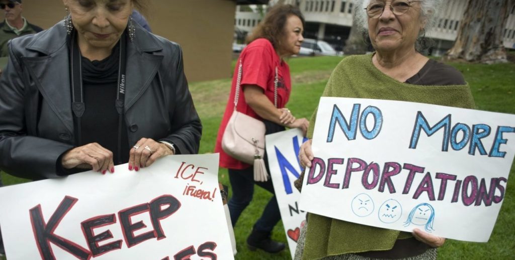 Mujeres inmigrantes deportaciones