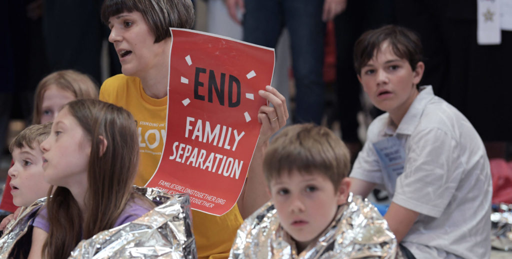 Niños familias menores