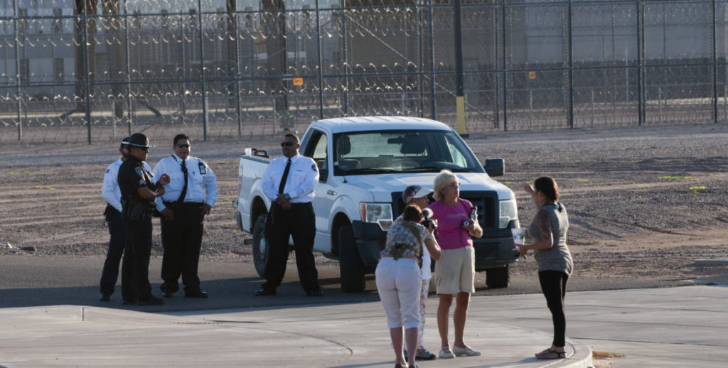 centro de detencion detenidos arrestos inmigrantes Arizona