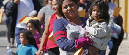 Inmigración frontera inmigrantes EEUU protesta menores familias