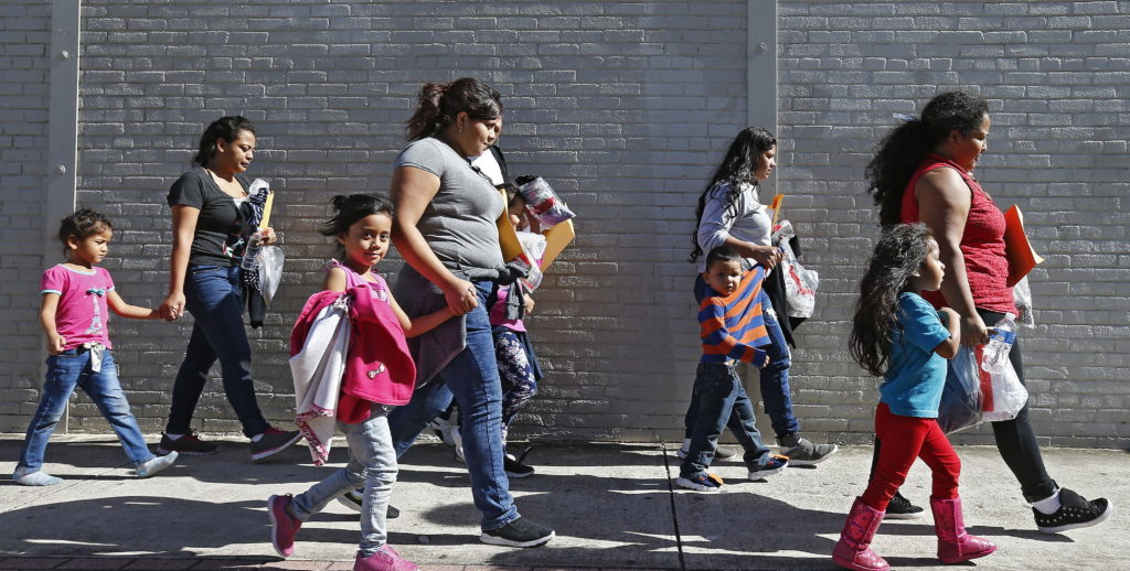 Inmigración frontera inmigrantes EEUU protesta menores familias