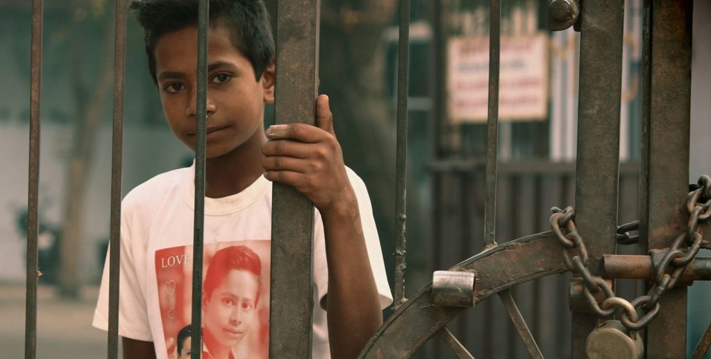 MENORES  niños separacion familiar