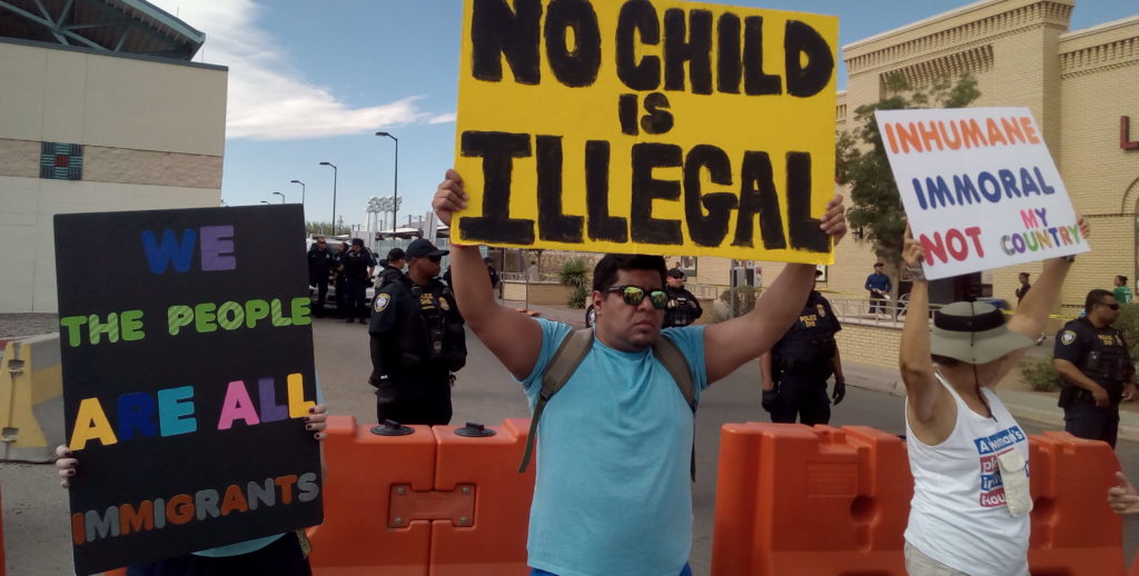 protestas inmigrantes menores
