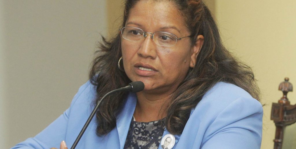 Viceministra salvadoreña Liduvina Magarín