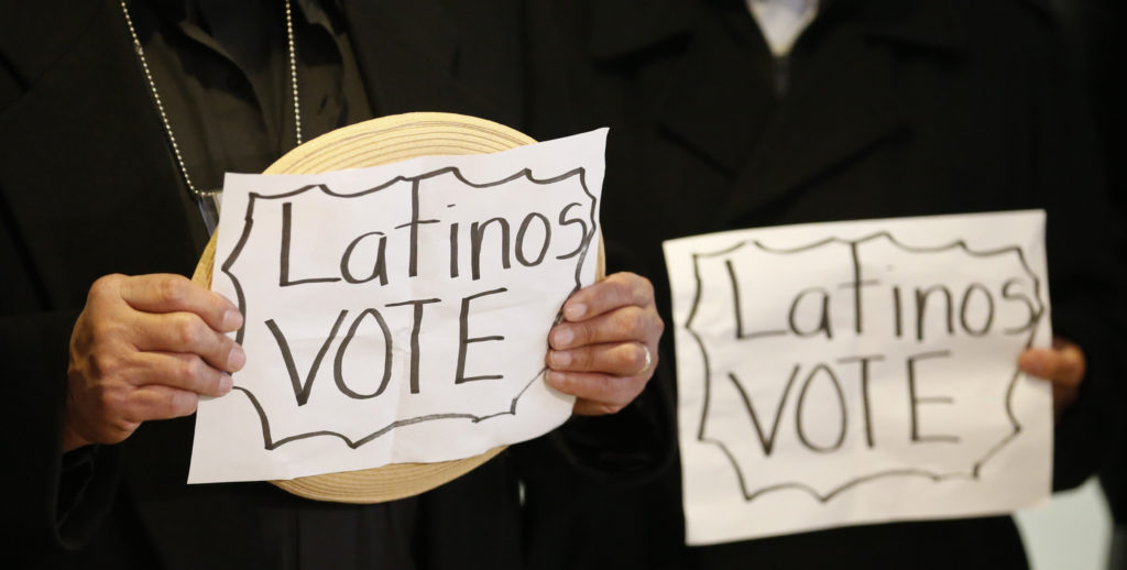 ACTIVISTAS INCENTIVAN EL VOTO LATINO TRAS ATAQUES DE ASPIRANTES REPUBLICANOS