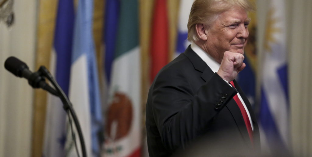 Donald Trump participa en la celebración del Mes de la Herencia Hispana en la Casa Blanca