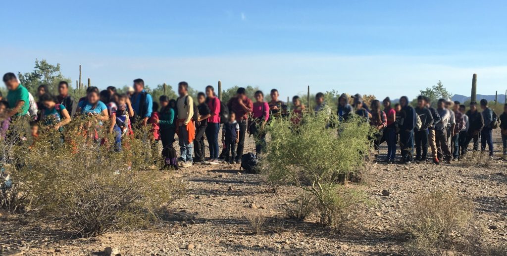 CBP detiene a 163 indocumentados en la frontera de Arizona con México