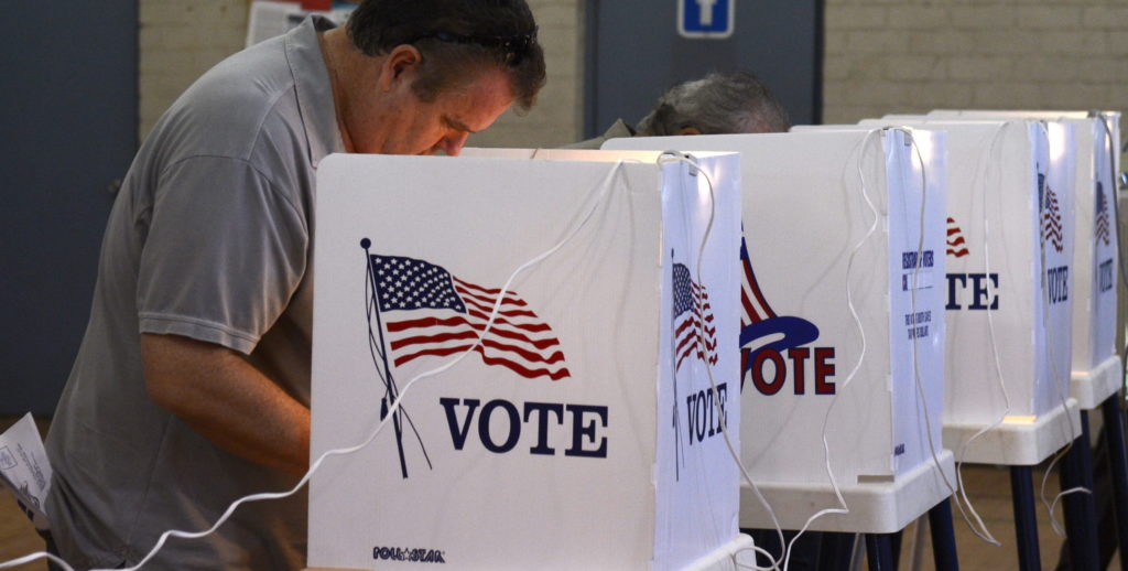 VOTACIÓN EN PACIFIC PALISADE, CALIFORNIA