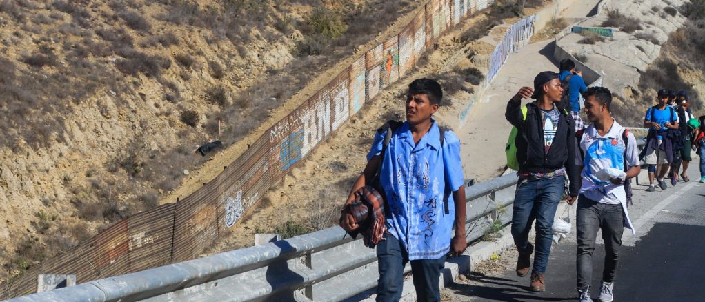 Migrantes centroamericanos alcanzan la frontera México-Estados Unidos