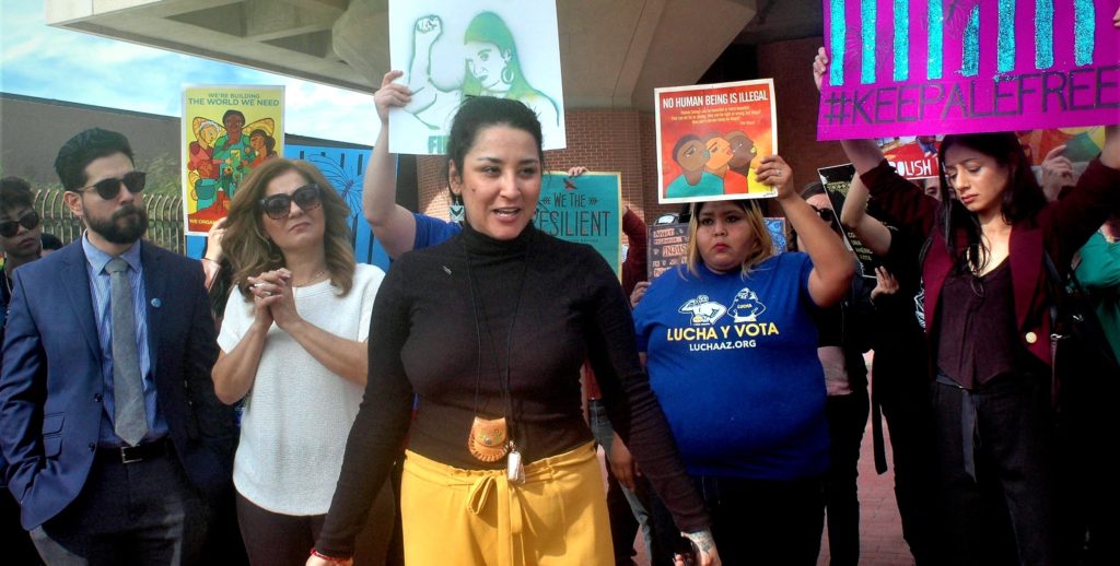 Un juez de Arizona ordena la deportación de la activista Alejandra Pablos