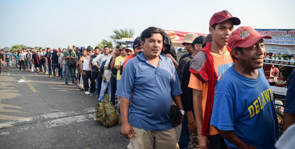 MÈxico critica medida “unilateral” de devoluciÛn de migrantes de EE.UU.