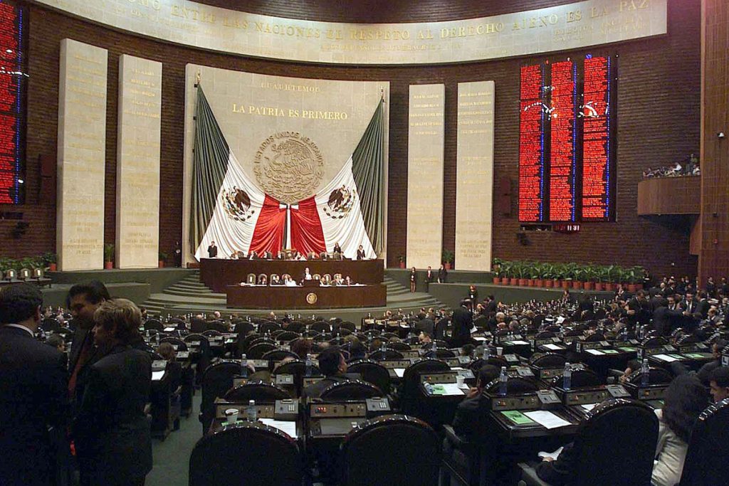 1280px-Mexico_Chamber_of_Deputies_backdrop