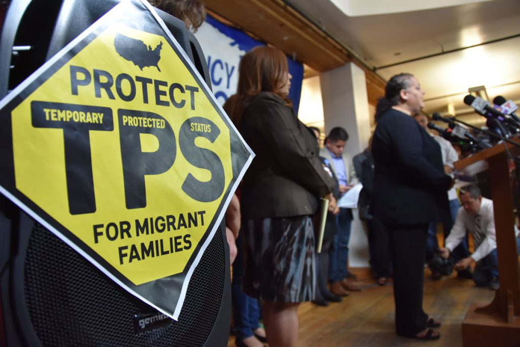 Centroamericanos con TPS darán la batalla para permanecer legales en EE.UU.