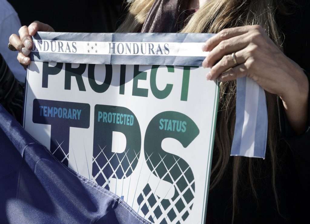 MANIFESTACIÓN EN WASHINGTON EN DEFENSA DE FAMILIAS CON TPS