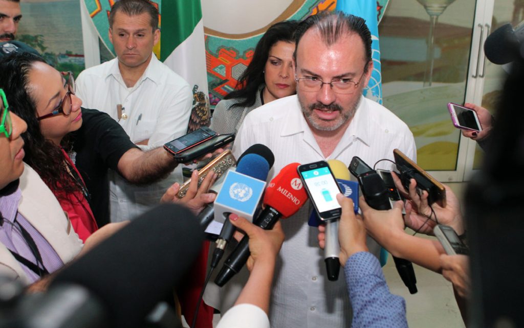 México lamenta "oportunidad perdida" para EEUU al dejar Pacto para Migración