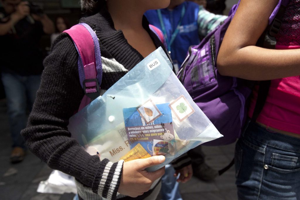 MÉXICO DEPORTA A CUATRO MENORES EN UN VUELO COMERCIAL
