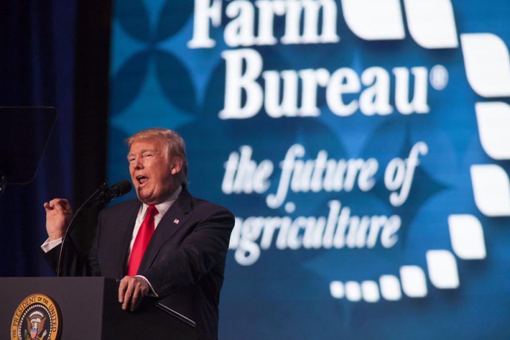 El presidente Donald J. Trump habla en convención de agricultores