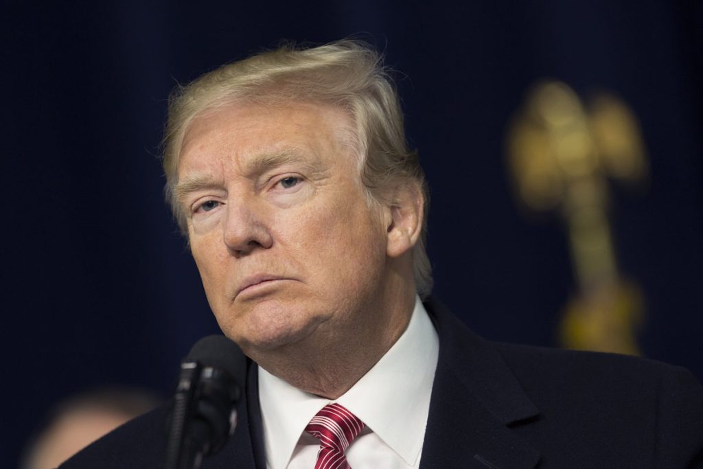 Trump holds meetings at Camp David