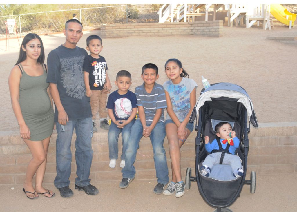 Indocumentado en EEUU con hijo enfermo de cáncer se refugia en una iglesia