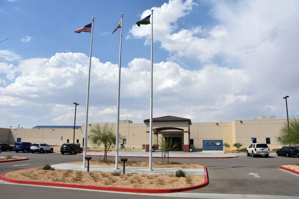 LIBERAN A INMIGRANTE QUE FUE DETENIDO CUANDO LLEVABA A SU HIJA A LA ESCUELA