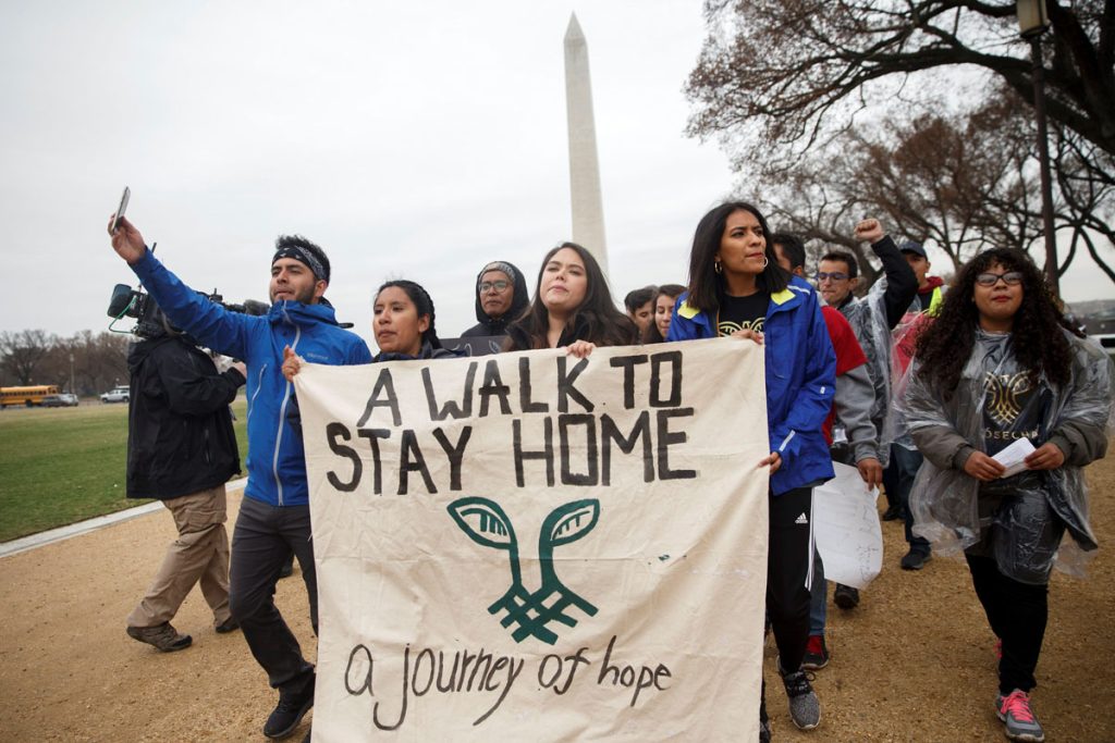 Un grupo de "soñadores" llega a Washington después de hacer un recorrido de 250 millas desde Nueva York