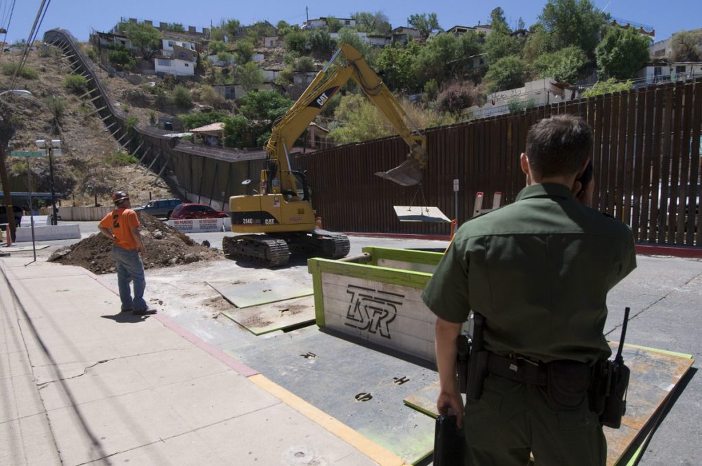 Descubren nuevo "narcotúnel" en frontera de Arizona