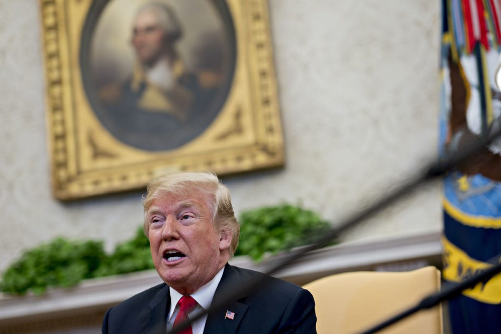 El presidente Trump recibe al secretario general de la OTAN