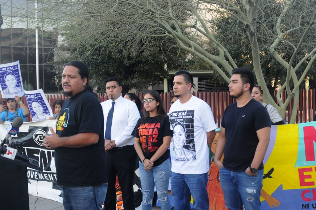 Con manifestación recuerdan deportación hace un año de mexicana en EE.UU.