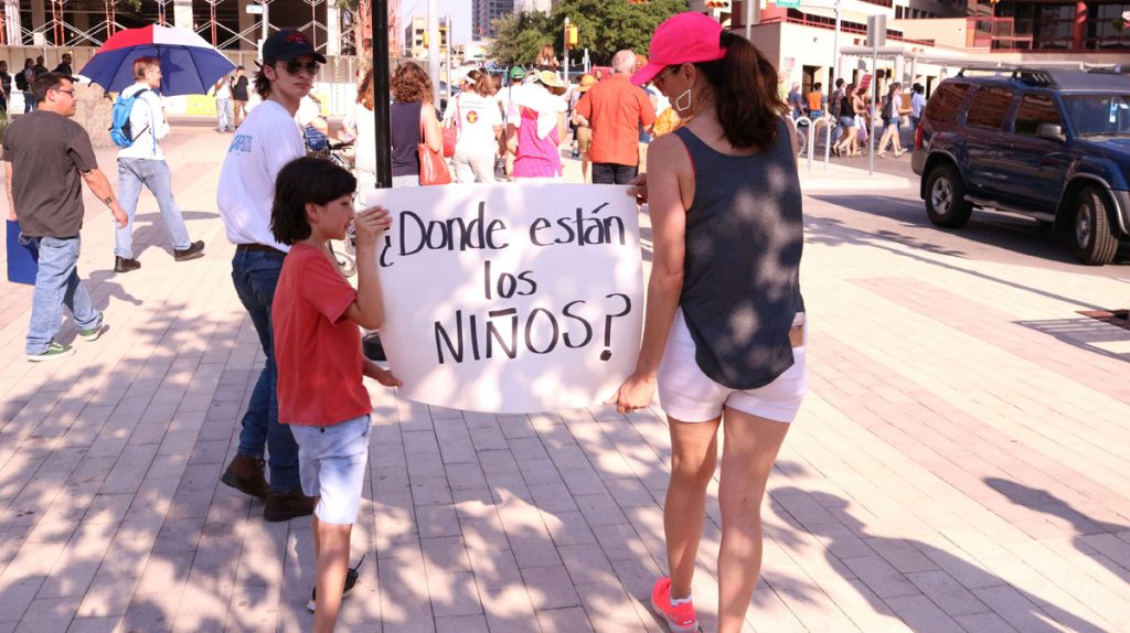 Austin se manifiesta contra tolerancia cero del Gobierno en frontera