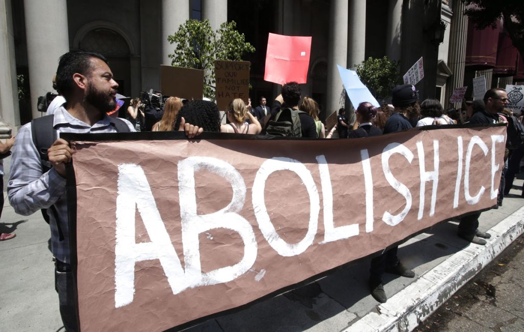 Manifestación contra el fiscal estadounidense y la política de inmigración del Gobierno Trump