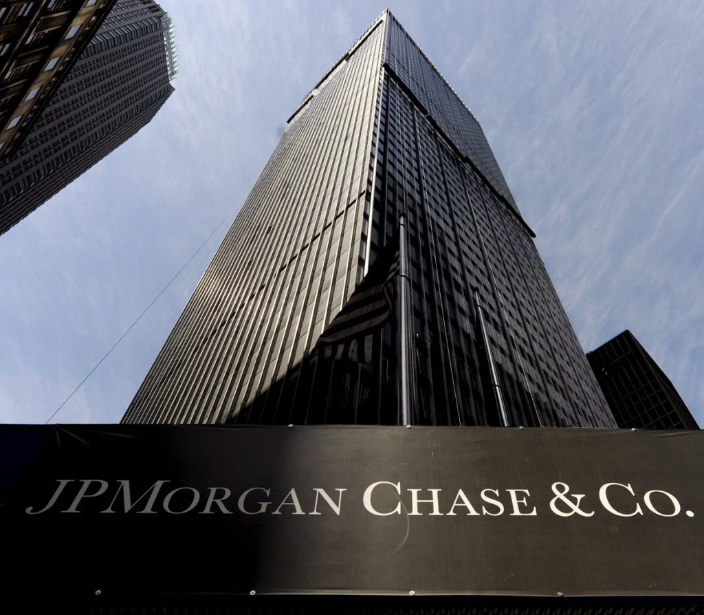 JP MORGAN GANA EL 19 % MENOS