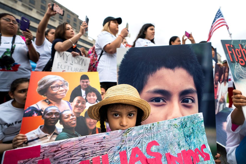 La Justicia ordena reunificar a los menores separados en 30 días