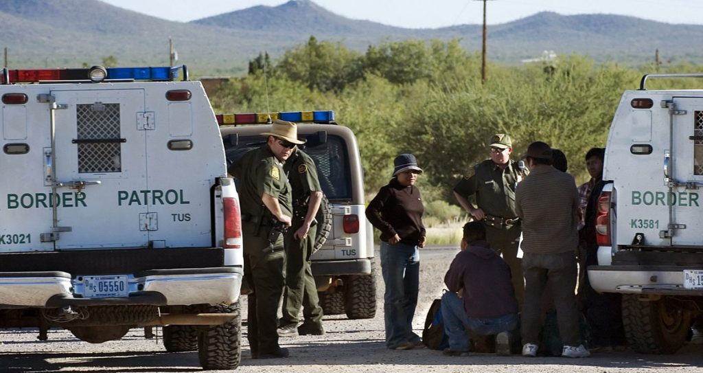 EEUU-ARIZONA-INMIGRANTES-BUENOS SAMARITANOS
