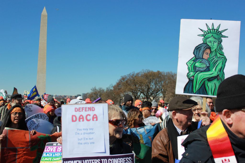 Miles de manifestantes critican fracaso de Trump respecto a los "soñadores"