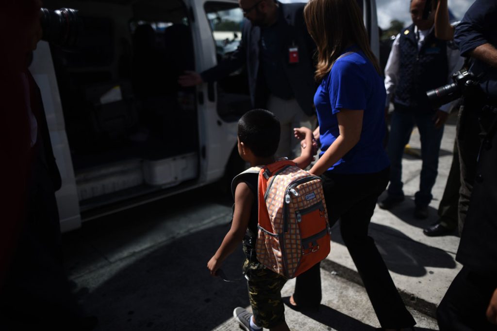 DEPORTAN A 16 MENORES GUATEMALTECOS DE ESTADOS UNIDOS Y MÉXICO