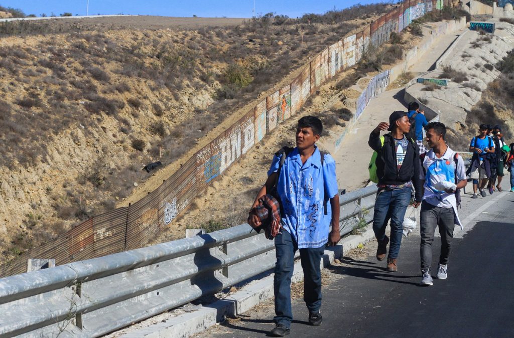Migrantes centroamericanos alcanzan la frontera México-Estados Unidos